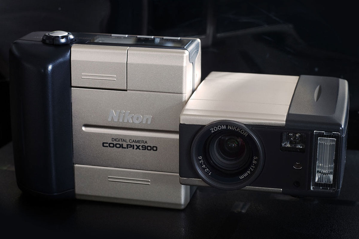 Nikon Coolpix 900